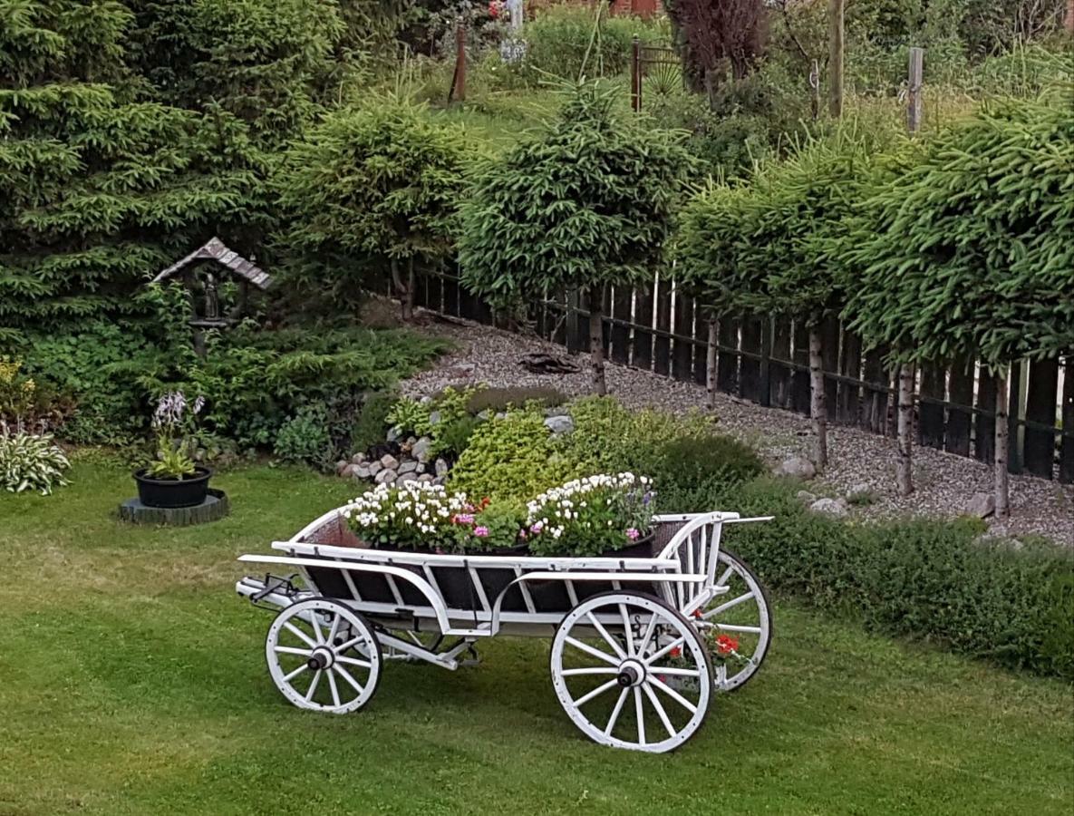 Domek Letniskowy Na Kaszubach Lub Apartament Z Kominkiem Puck Esterno foto